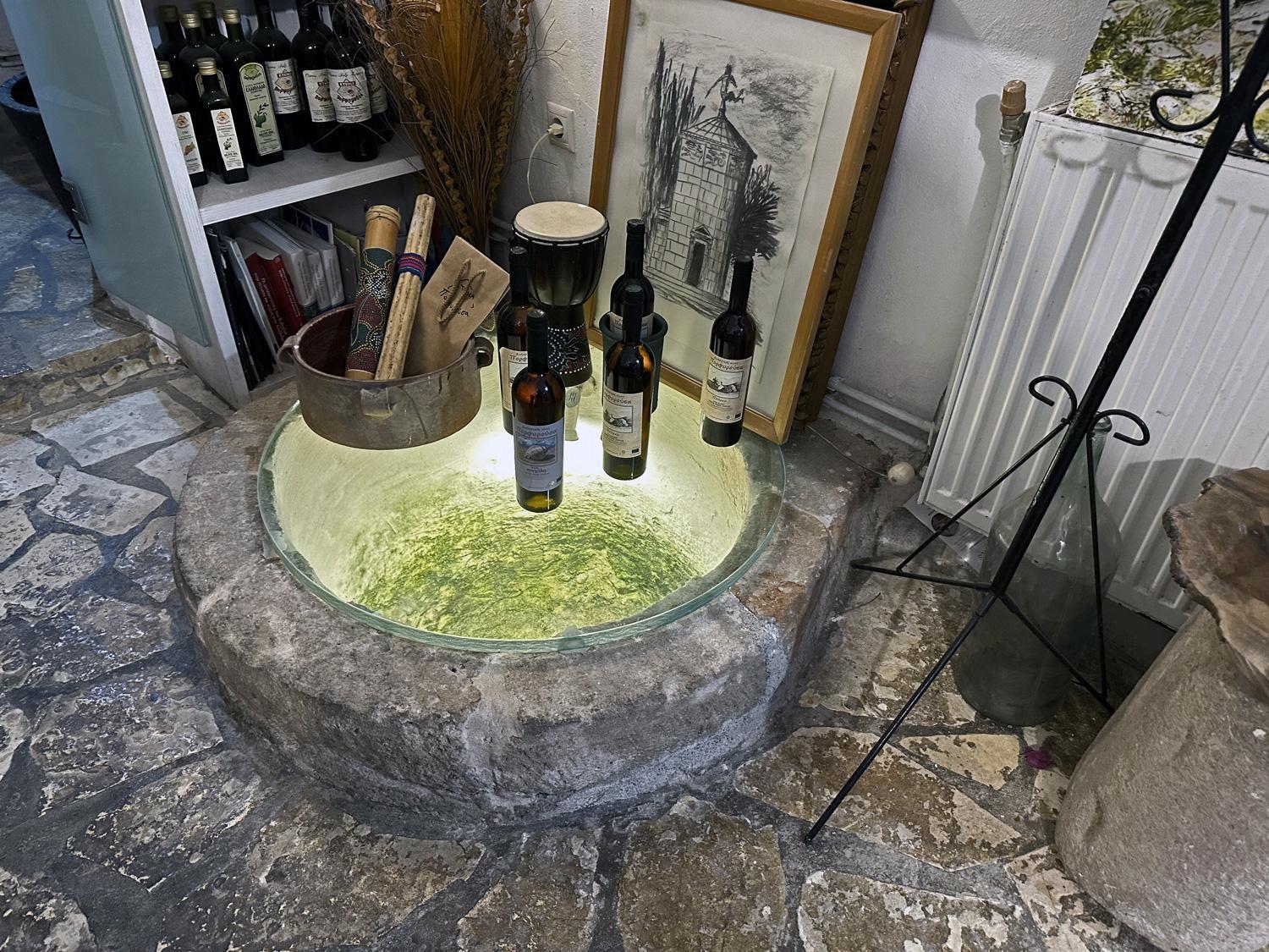 Porfyrousa Traditional Hotel Milopotamos  外观 照片