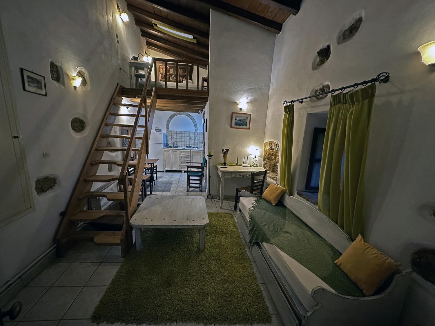 Porfyrousa Traditional Hotel Milopotamos  外观 照片
