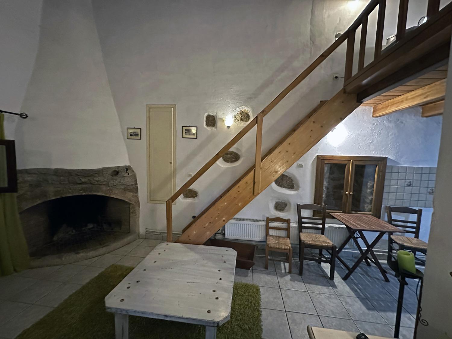 Porfyrousa Traditional Hotel Milopotamos  外观 照片