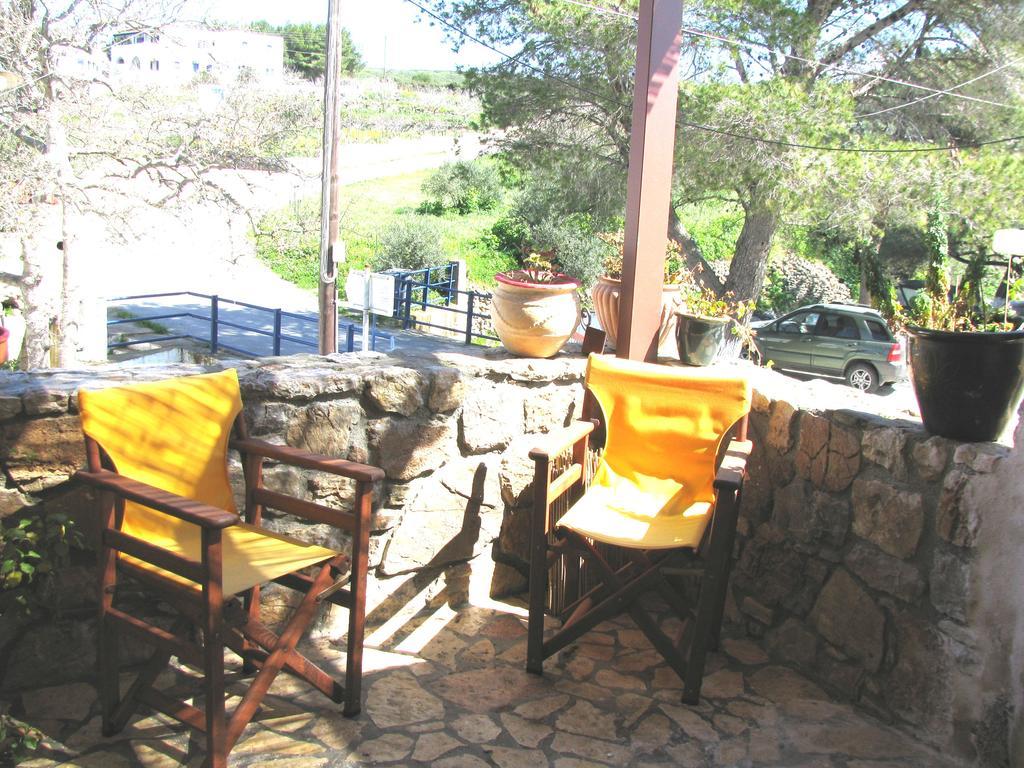 Porfyrousa Traditional Hotel Milopotamos  外观 照片