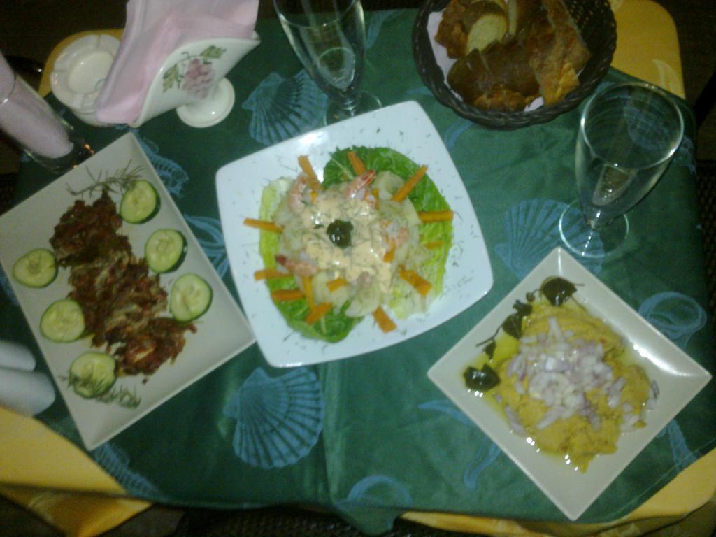 Porfyrousa Traditional Hotel Milopotamos  外观 照片